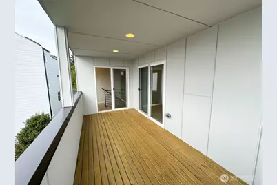 941 N 91st Street #B, Seattle, WA 98103 - Photo 3