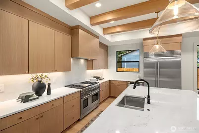 10214 NE 139th Street, Kirkland, WA 98034 - Photo 11