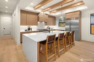 10214 NE 139th St, Kirkland, WA 98034 - Photo 9