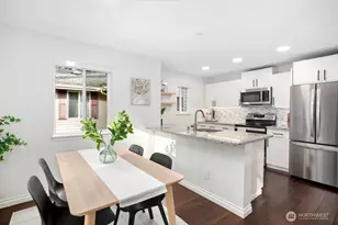 595 Newport Way NW, Issaquah, WA 98027 - Photo 5