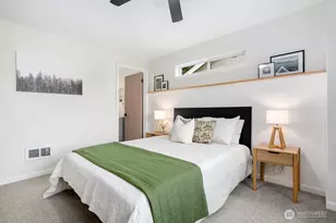 595 Newport Way NW, Issaquah, WA 98027 - Photo 11