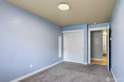 840 NE 125th Street NE #304, Seattle, WA 98125 - Photo 3