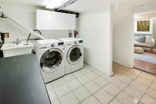 920 N 102nd St, Seattle, WA 98133 - Photo 31