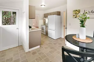 920 N 102nd St, Seattle, WA 98133 - Photo 15