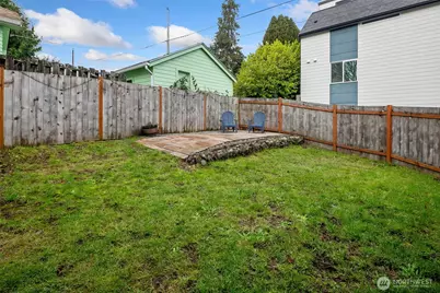 920 N 102nd Street, Seattle, WA 98133 - Photo 33