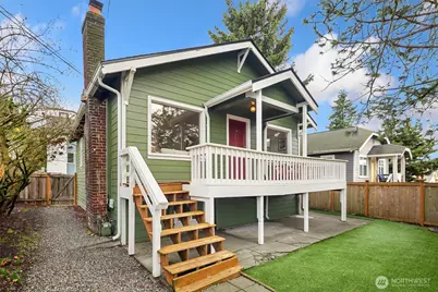 920 N 102nd Street, Seattle, WA 98133 - Photo 1