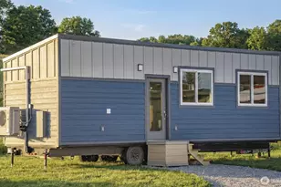 261131 Hwy 101, Sequim, WA 98382 - Photo 1