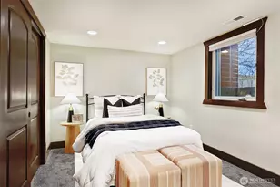 941 N 79th St, Seattle, WA 98103 - Photo 15