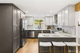 5003 239th Pl SW, Lake Forest Park, WA 98043 - Photo 11