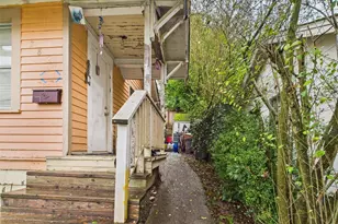 2820 29th Ave S, Seattle, WA 98114 - Photo 3