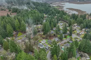 60 NE Lorrain Ct, Belfair, WA 98528 - Photo 33