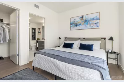 800 Columbia Street #2808, Seattle, WA 98104 - Photo 9