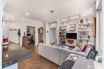 3111 Newmarket Street #302, Bellingham, WA 98226 - Photo 5