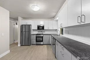 1524 SW 308th Pl, Federal Way, WA 98023 - Photo 9