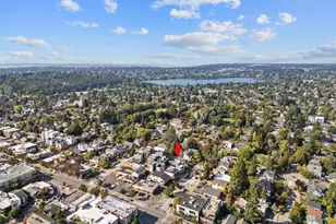 4521 Sunnyside Ave N, Seattle, WA 98103 - Photo 27