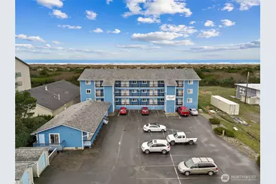 835 Ocean Shores Boulevard NW #303, Ocean Shores, WA 98569 - Photo 3