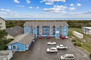 835 Ocean Shores Blvd NW, Ocean Shores, WA 98569 - Photo 3