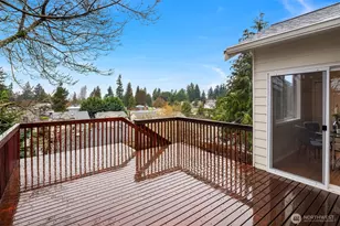 2402 NE 19th St, Renton, WA 98056 - Photo 11
