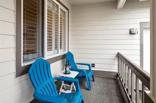 2402 NE 19th St, Renton, WA 98056 - Photo 3