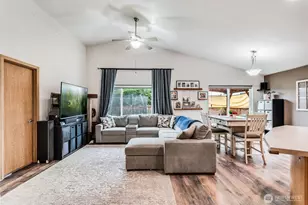 16633 Greenleaf Ave SE, Yelm, WA 98597 - Photo 3