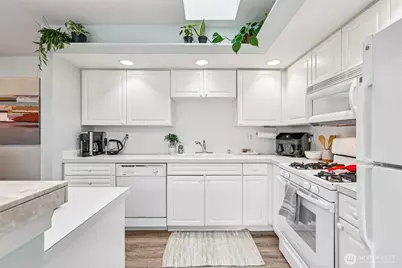 2729 Cody Circle #202, Bellingham, WA 98225 - Photo 17