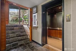 1717 5th Ave N, Seattle, WA 98109 - Photo 21