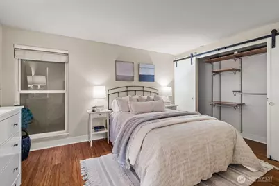 1717 5th Avenue N #103, Seattle, WA 98109 - Photo 17