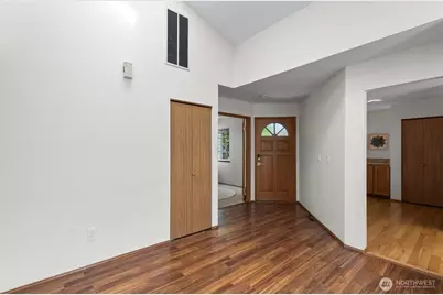 12731 102nd Avenue NE, Kirkland, WA 98034 - Photo 11