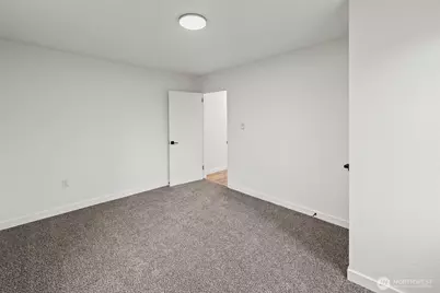 751 110th Street S, Tacoma, WA 98444 - Photo 9