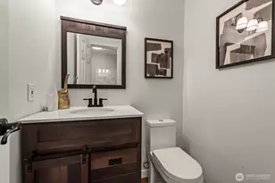 12518 SE 67th St, Bellevue, WA 98006 - Photo 13