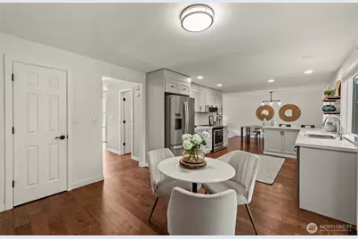 12518 SE 67th Street, Bellevue, WA 98006 - Photo 5