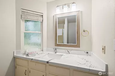 4626 159th Avenue SE, Bellevue, WA 98006 - Photo 15