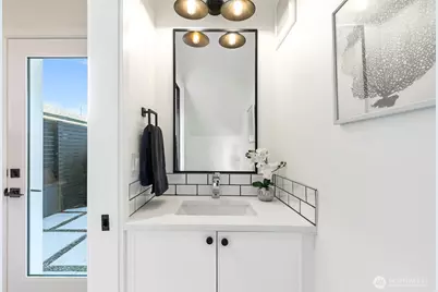 1556 S Pearl Street #B, Seattle, WA 98108 - Photo 11