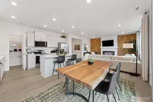 12819 8th Ave E, Tacoma, WA 98445 - Photo 11