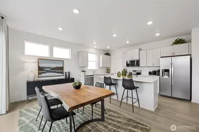 12819 8th Avenue E #21, Tacoma, WA 98445 - Photo 9