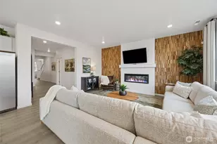 12819 8th Ave E, Tacoma, WA 98445 - Photo 5