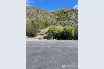 159 Southridge Court, Wenatchee, WA 98801 - Photo 3