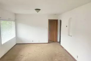 7552 E F St, Tacoma, WA 98404 - Photo 3