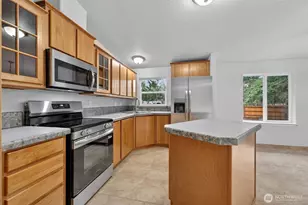 21204 128th St Ct E, Bonney Lake, WA 98391 - Photo 9