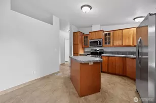 21204 128th St Ct E, Bonney Lake, WA 98391 - Photo 11