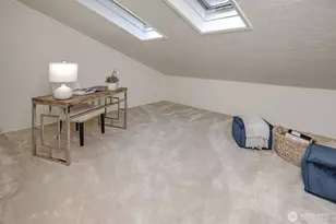 7 Lake Bellevue Dr, Bellevue, WA 98005 - Photo 29