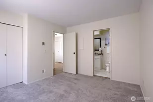 7 Lake Bellevue Dr, Bellevue, WA 98005 - Photo 21