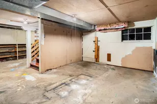 11737 N Park Ave N, Seattle, WA 98133 - Photo 25