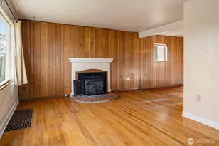 11737 N Park Ave N, Seattle, WA 98133 - Photo 11