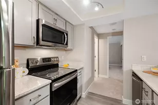 14404 NE 31st St, Bellevue, WA 98007 - Photo 11