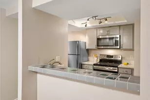 14404 NE 31st St, Bellevue, WA 98007 - Photo 9