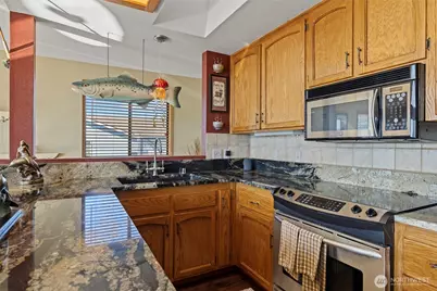 5115 Kingsway, Anacortes, WA 98221 - Photo 9