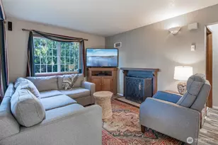 2735 NE 103rd St, Seattle, WA 98125 - Photo 7