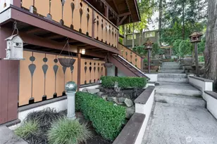 2735 NE 103rd St, Seattle, WA 98125 - Photo 5