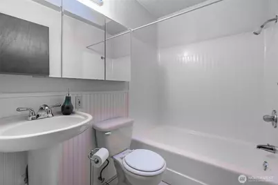 2735 NE 103rd Street, Seattle, WA 98125 - Photo 21